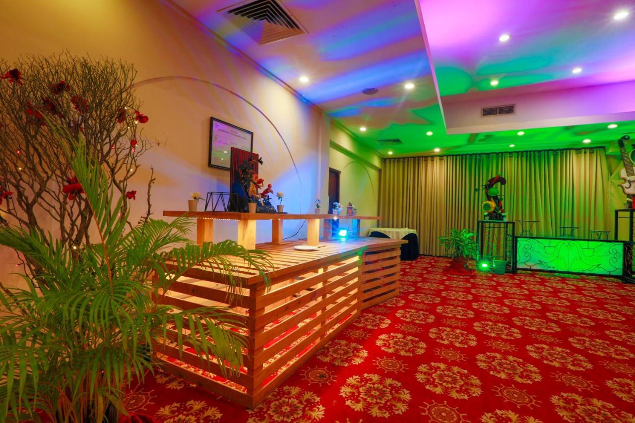Kandyan Reach Hotel Kurunegala Zewnętrze zdjęcie